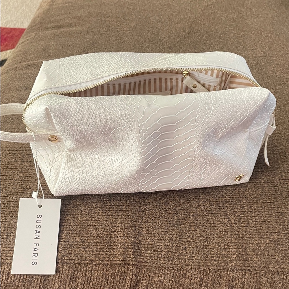 Isabelle Travel Toiletry Bag